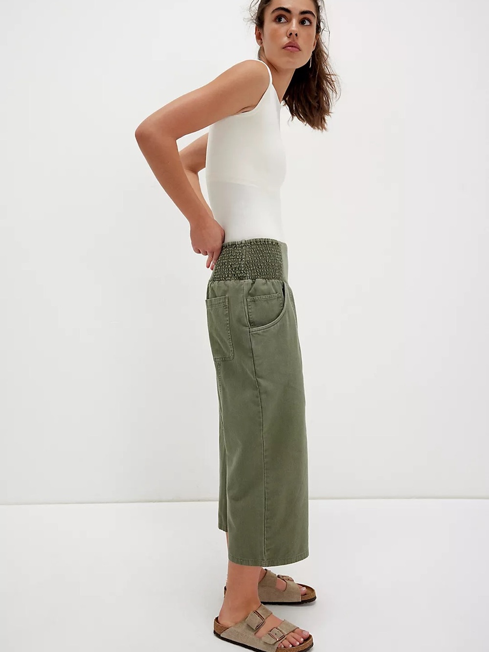 We The Free Lunan Crop Harem
Jeans Green - Picture 7 of 12
